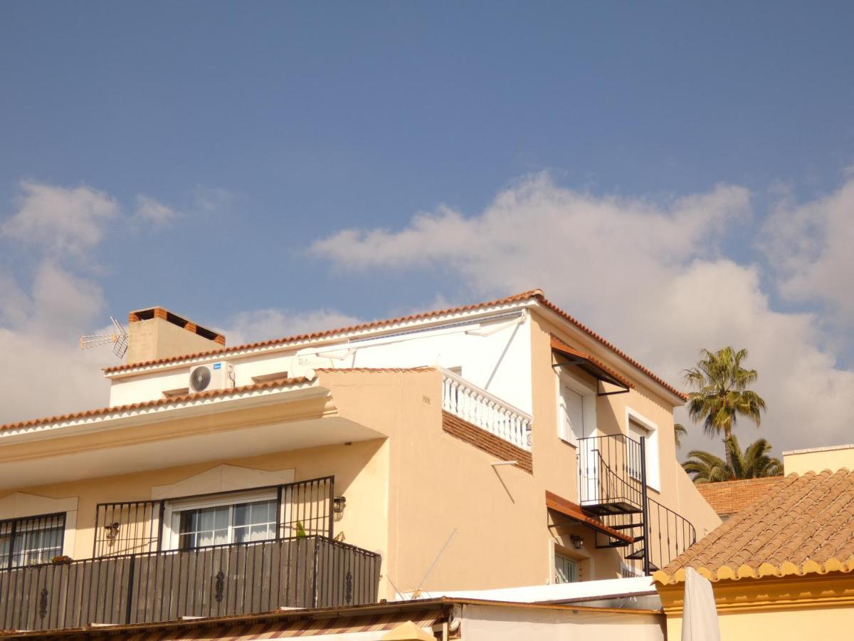 Top Floor Apartment Close To Beach ตอร์เร เด เบนากาลบอน ภายนอก รูปภาพ